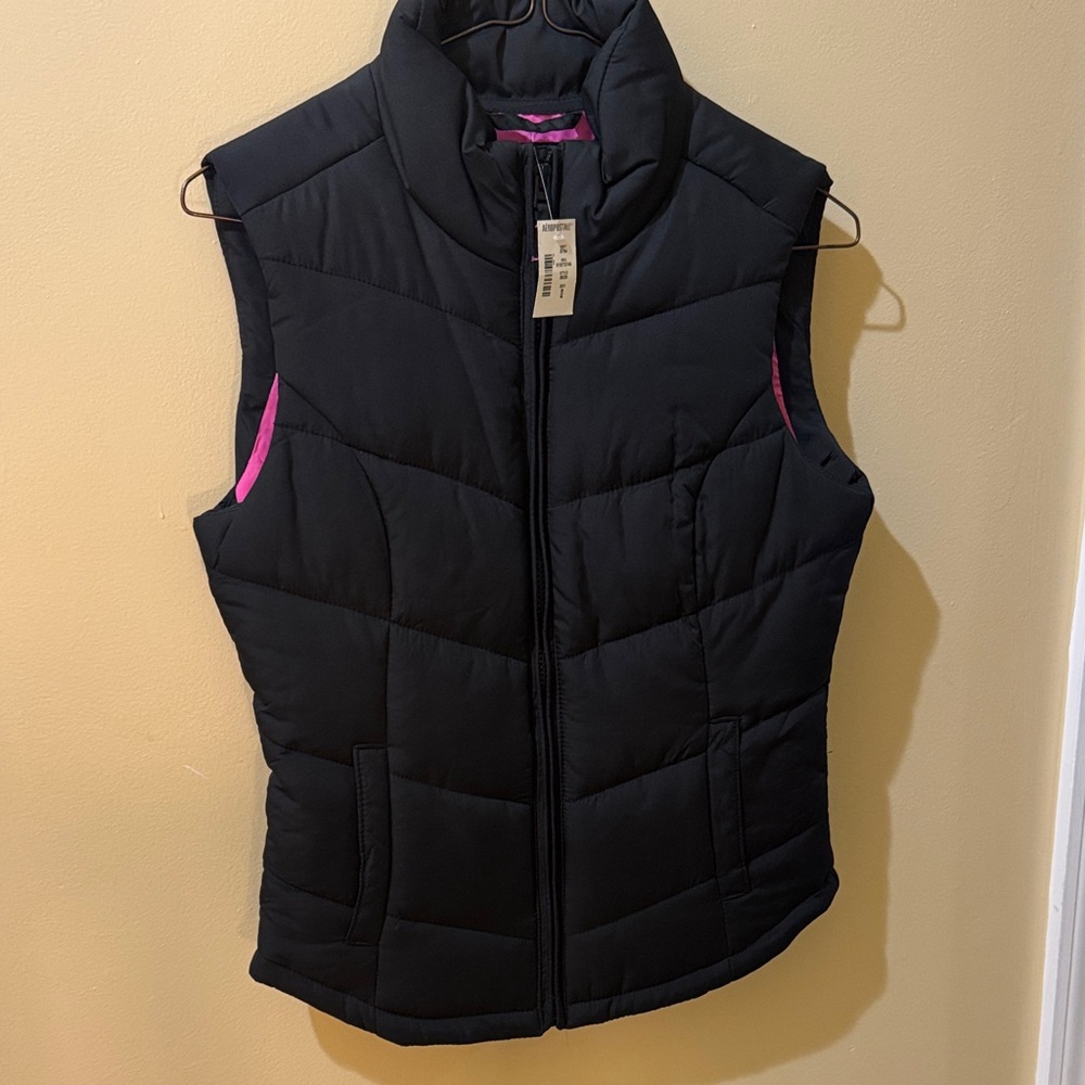 Aeropostale Black and Pink Puffer Vest